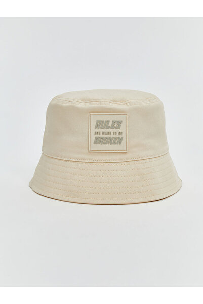 LC Waikiki قبعة دلو مطبوعة بلون إكرو للفتيات