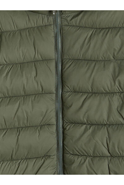 LC Waikiki Hooded Boy's Puffer Coat