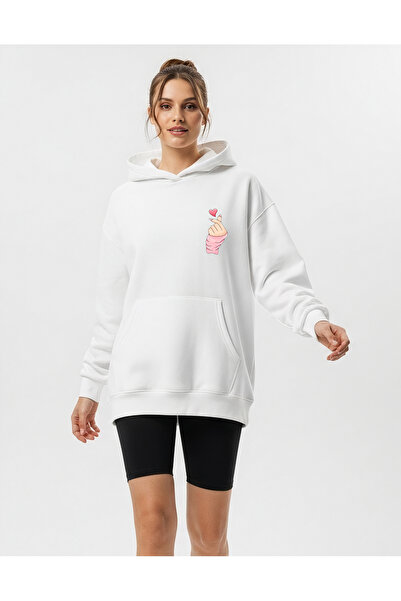 Bheka Concept سويت شيرت نسائي كبير الحجم مطبوع عليه قلب مع غطاء للرأس