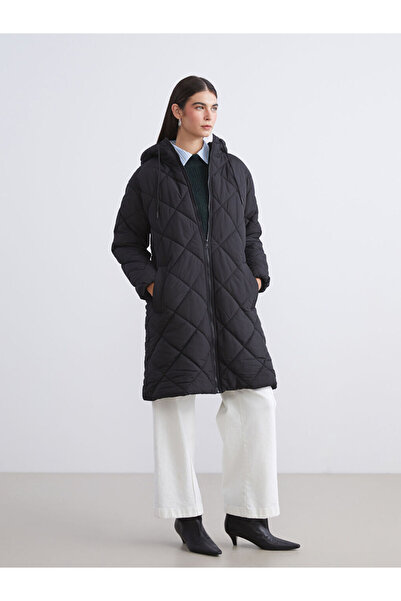 LC Waikiki Good Quality Parts from Celebi Store |   Hooded Quilted Women's Puffer Jacket