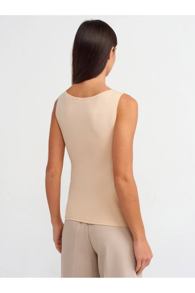 mısstresa boutıque Boat Neck Sleeveless Cream