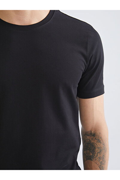 LC Waikiki Create Your Style from Uzg Store |   Crew Neck Combed Cotton Men's T-Shirt 3-Pack