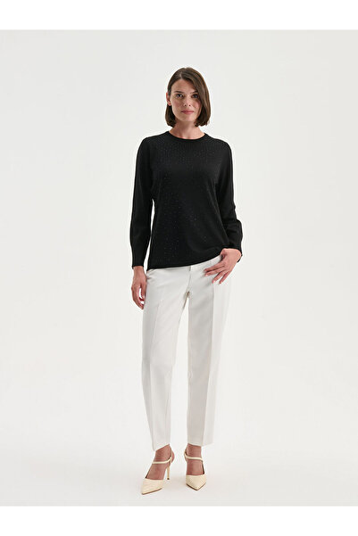 LC Waikiki Λαμπερές επιλογές από το Shining Store |   Γυναικείο πλεκτό πουλόβερ με λαιμόκοψη με πέτρες