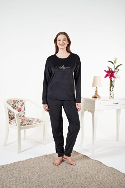Estiva Women's Winter Velvet Pajama Set