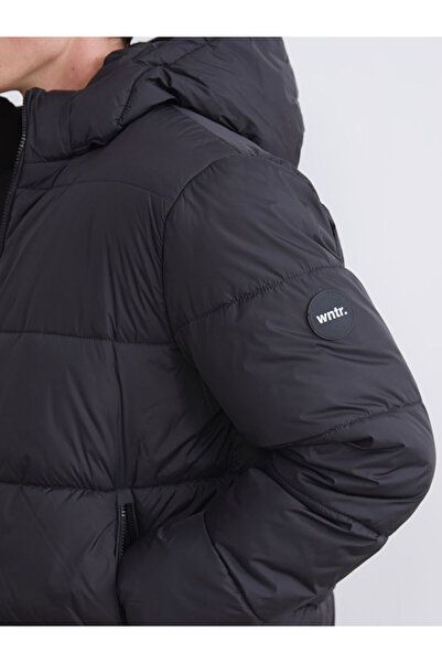 LC Waikiki Sparkling Choices from Shining Store |   Standard Mold Hooded Men's Puffer Jacket