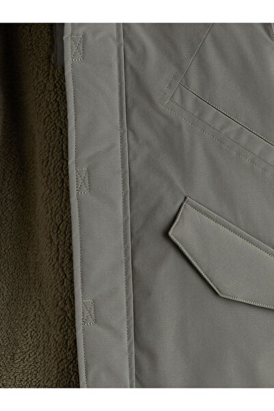 LC Waikiki Sparkling Choices from Shining Store |   Hooded Lined Boy's Coat