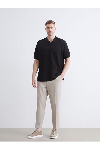 LC Waikiki Μαύρο ανδρικό μπλουζάκι με λαιμόκοψη πόλο