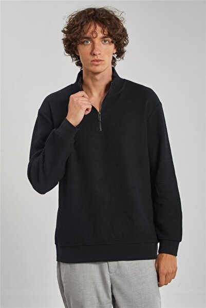 BARRELS AND OIL Men's Sweat with Thick Collar and Half Zipper - Black