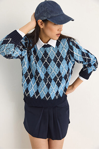 Bianco Lucci Women's Diamond Pattern Sweater 20251059