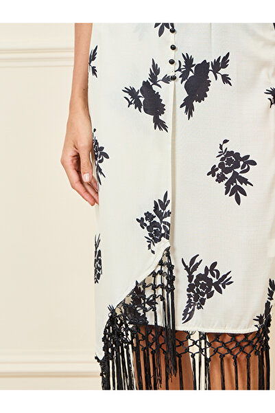 Styli Floral Print Tassel Hem Wrap Skirt