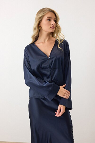 VAGGON Women's Navy Blue V-Neck Button Detailed Satin Double Suit Vs00915
