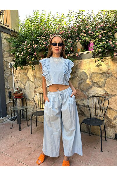 CAN ÇAPAR Дамска блуза с фини дантелени бродерии Fisto