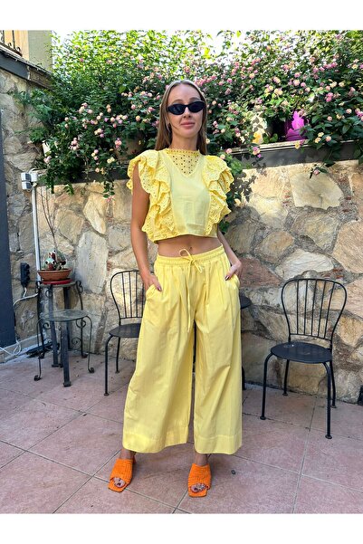 CAN ÇAPAR Γυναικεία μπλούζα με λεπτομέρεια από δαντέλα με κεντημένη μπλούζα