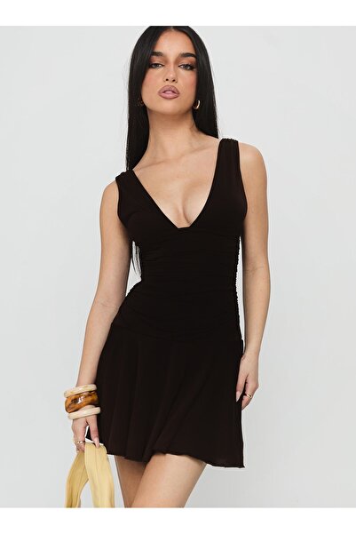 Les Séduisantes c.a. فستان من قماش دالفينت بطبقة مزدوجة مع رباطات