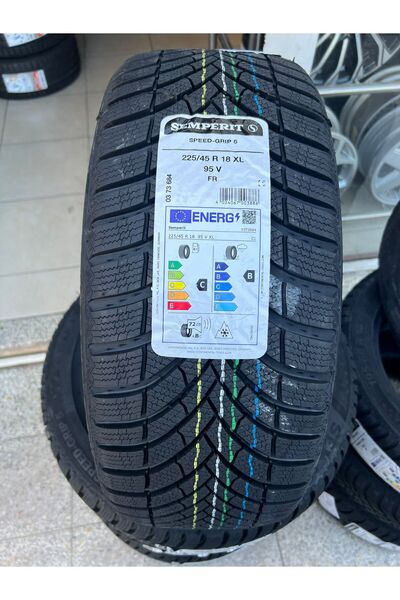 Semperit 225/45R18 92V SPEEDGRIP-5 XL KIŞLIK LASTİK 2025 TARİHLİ