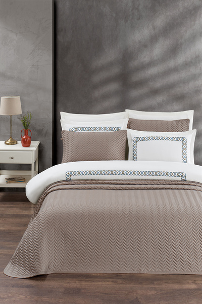 PASIONI طقم غطاء سرير فالنتينا مصنوع من الساتان القطني بنسبة 100% باللون البني