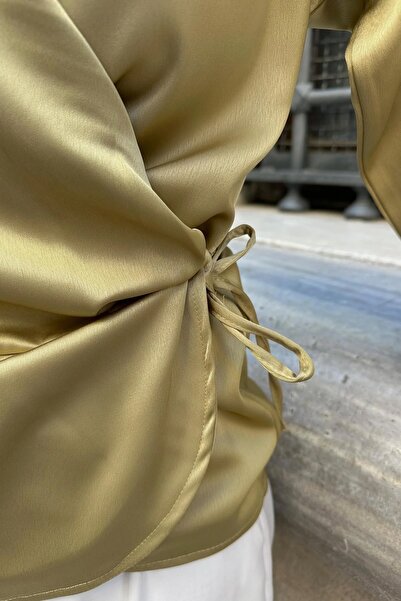 Lusin Women's Oil Green Double Breasted Side Tie Seasonal Winter Satin Shirt