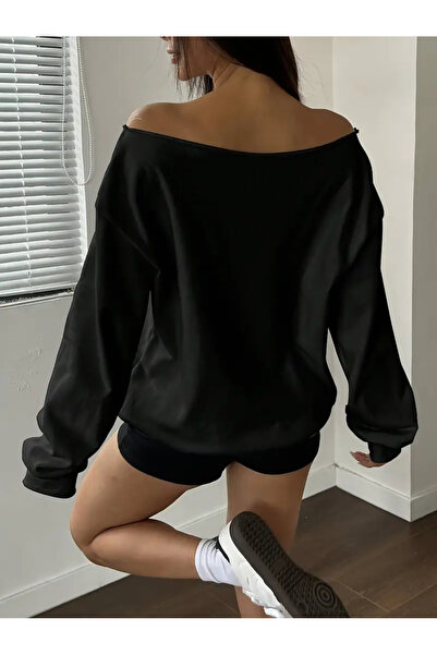 Machetta Women's Cozy Printed Boat Neck Sweatshirt