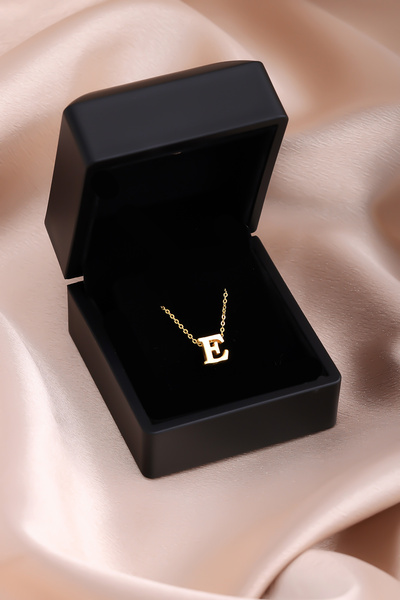 Lucente Jewellery Luxury Serisi Işıklı Hediye Kutulu 925 Ayar Altın Gümüş Kaplama E Harfi Üç Boyutlu Döküm Harf