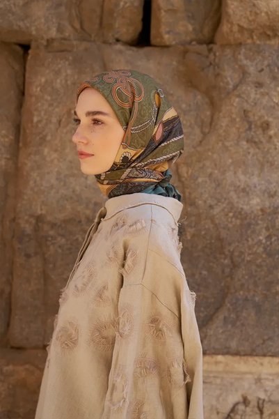 ED Scarf وشاح بنمط جليز برايد - أخضر