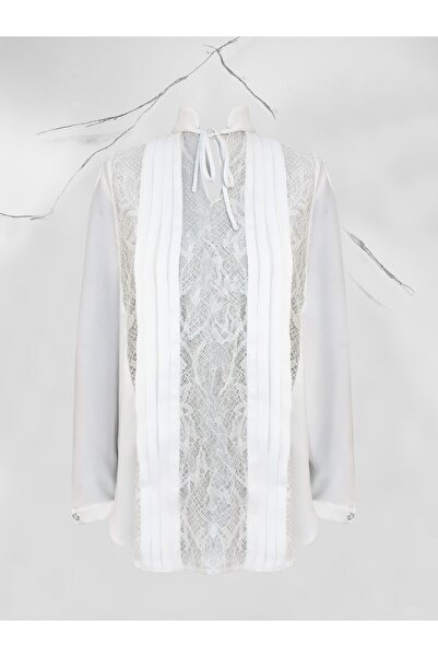 Moodbasic French Lace Crepe Blouse