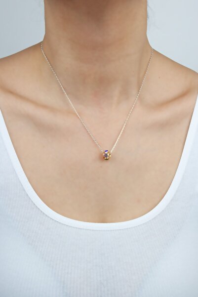 Liveyn Design سلسلة رقيقة من الحجر الملون تفاصيل قلادة