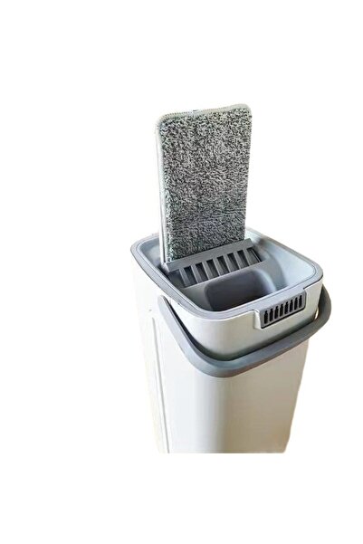 Flippy Set de curățare, Flippy, Mop și Găleată, Capacitate 5,7 l, 4 Rezerve din Microfibră, Utilizare Umed/Uscat, Albastru/Alb