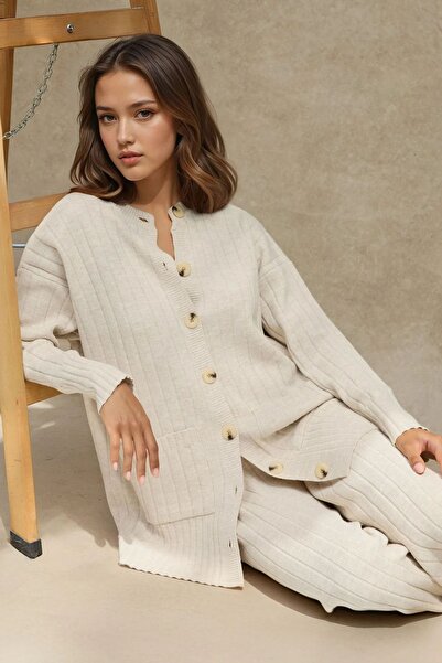 Hiccup Σετ πλεκτών ενδυμάτων με λεπτομέρεια με κουμπιά