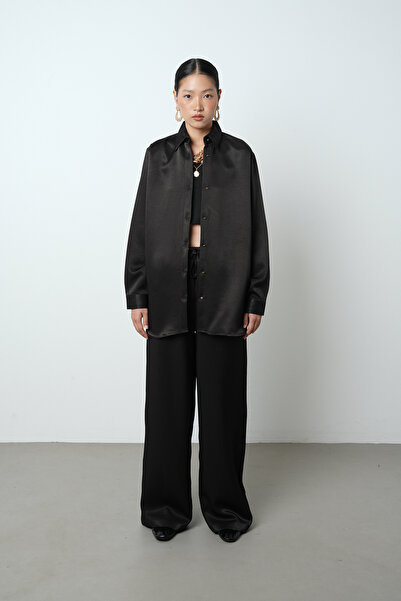 Orfeo Negro Women's Solid Color Shiny Fabric Oversize Cut Shirt