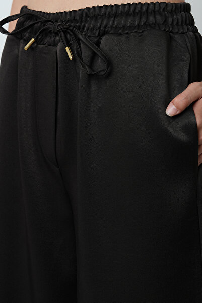 Orfeo Negro Women's Solid Color Shiny Fabric Wide Leg Elastic Waist Pants