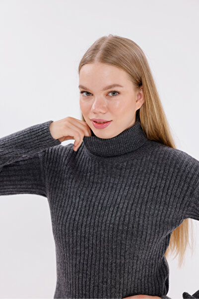 BLUSS سترة نسائية محبوكة بياقة عالية: المفضلة في الأيام الباردة