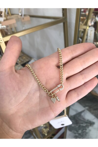 the ASEL İNCİ Zarif Mer Kolye