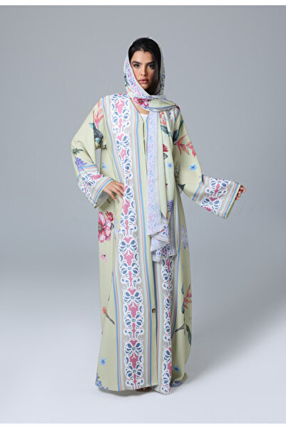 IKKXA عباية بطبعات أنيقة ملونة