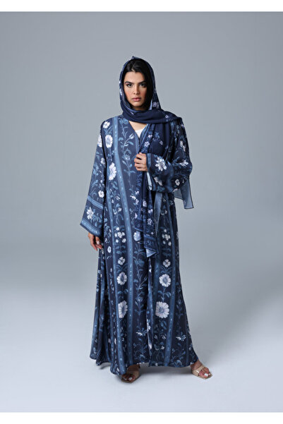 IKKXA عباية أنيقة بطبعات زرقاء