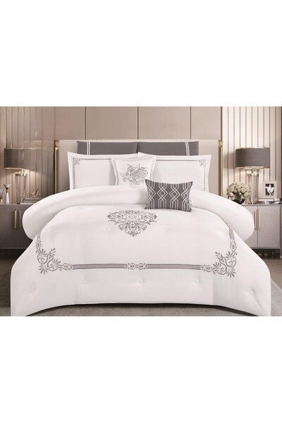 SNOOZYL Embroidered king-size bedspread for elegance and comfort. Microfiber filling, 240*260 cm.