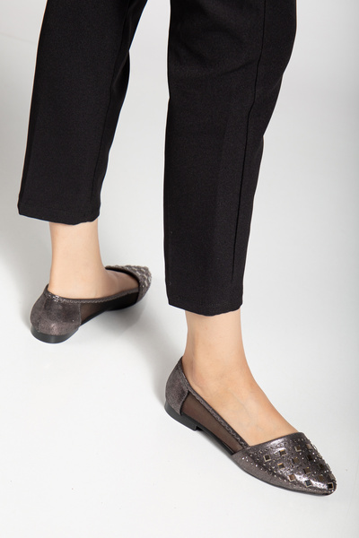 mysticaluxe Shoes Women's Platinum Big Stone Mesh Ballerina M007