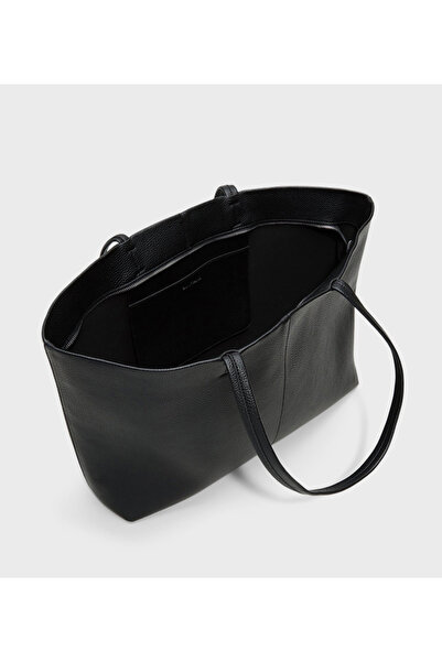 Call it Spring Paityn Textured Zippered Tote Bag