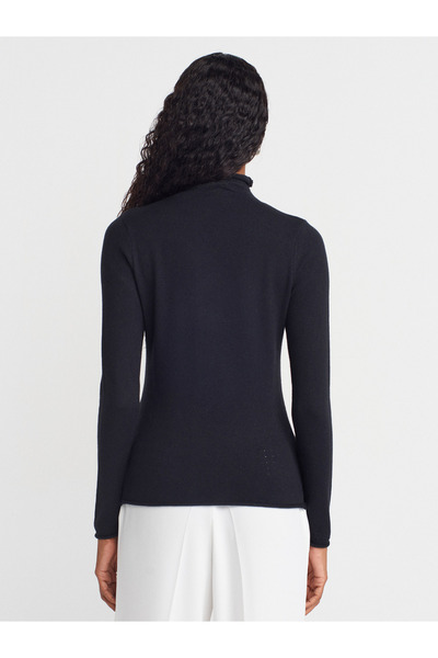 Dilvin 10714 Pulover din lână cu guler înalt, tricotat moale, cu textura fină, negru