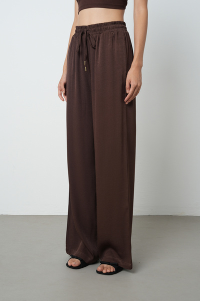 Orfeo Negro Women's Solid Color Gold Color Lace-Up Detailed Wide Leg Elastic Waist Trousers