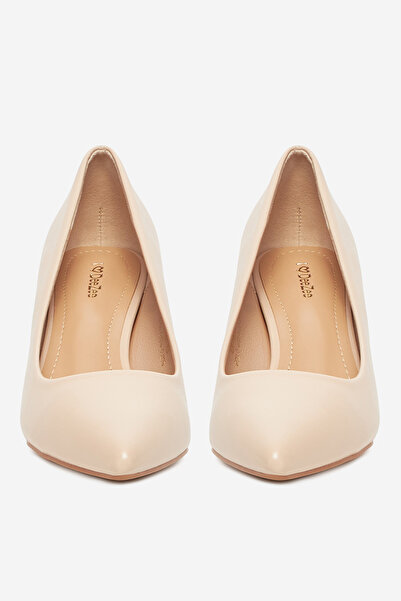 DeeZee Women's Pumps on a high heel low beige stiletto 36