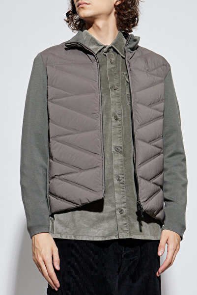 Emporio Armani Men's down Filled Quilted Patterned Knitted Sleeve Detailed Gray Jacket Em003426 Af17823-U8143