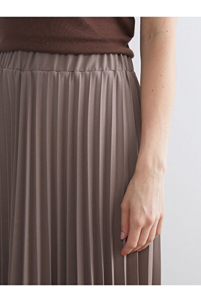 LC Waikiki Elastic Waist Chiffon Pleated Skirt