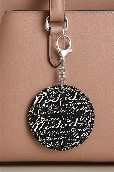 Cekuonline إكسسوار حقيبة أسود مزين بتفاصيل جلدية منقوشة ومخيطة - إسبانيا