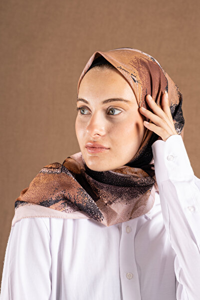 Akel Decode Scarf Pastel Pattern