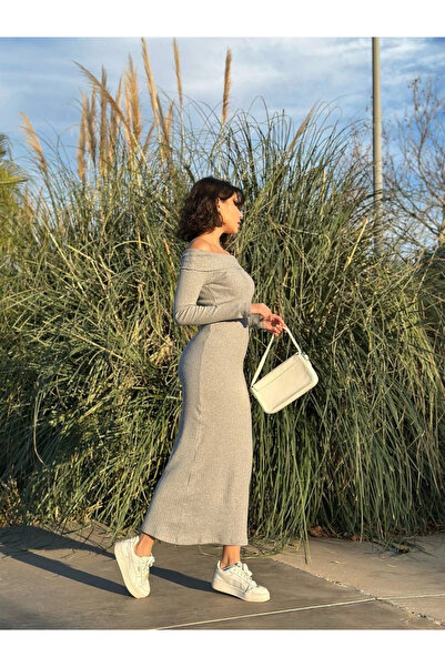 Zerenyus Μακρύ φόρεμα με γιακά Madonna από ύφασμα σε γκρι χρώμα