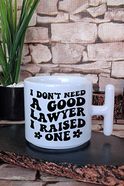 giftkonsept كوب لاتيه مطبوع عليه 'لا أحتاج إلى محامٍ ماهر، لقد نشأت مع محامٍ'