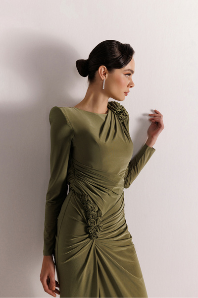 Kenzel Sırt Dekolteli Çiçek Detaylı Yırtmaçlı Balık Elbise