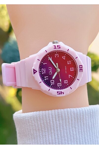 Q&Q 10 Atm Waterproof Silicone Strap Girl's Wristwatch with 2 Years Warranty