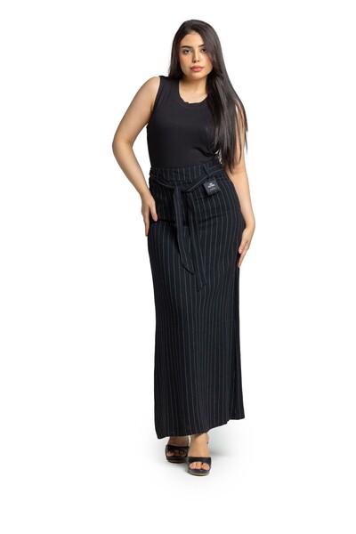 SUGA Elegance striped skirt