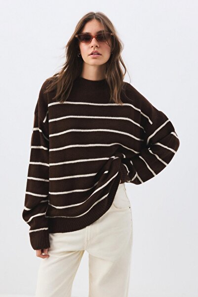 Trendiz Women's Loose Soft Textured Striped Knit Sweater Brown 6944